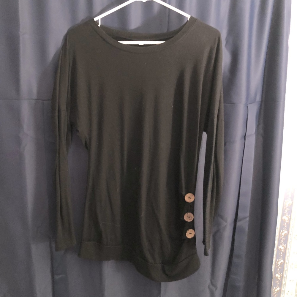 Side button long sleeve
